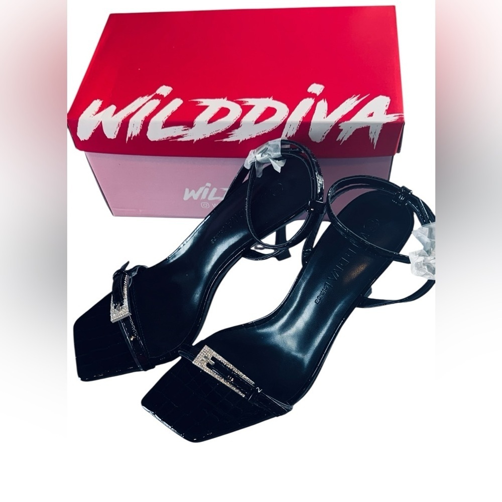 Wild Diva Lounge Edwina sandal size 7.5 black - Picture 3 of 6
